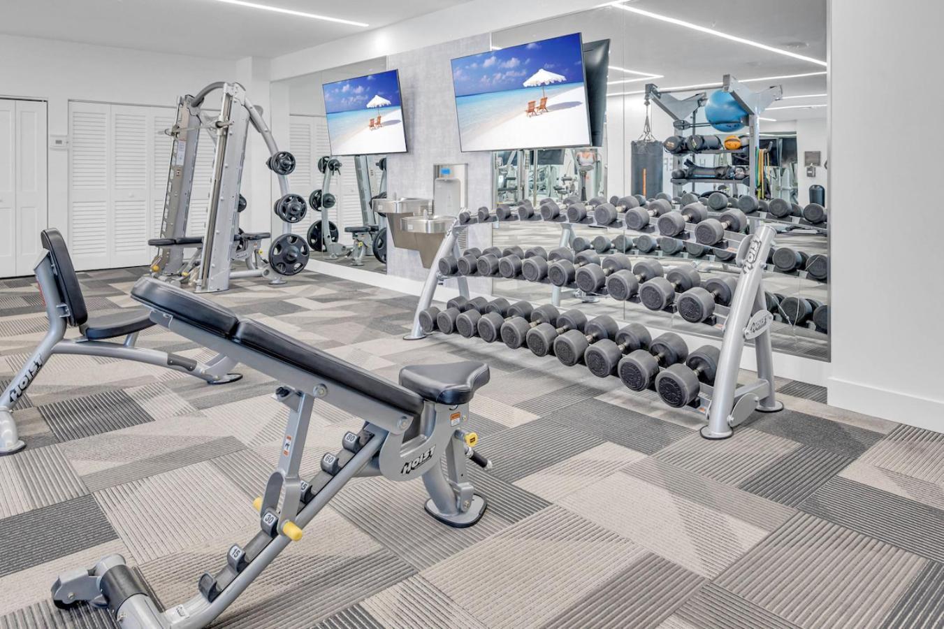 Modern Unit Mins From Brickell With Free Parking Apartment Miami Exterior photo